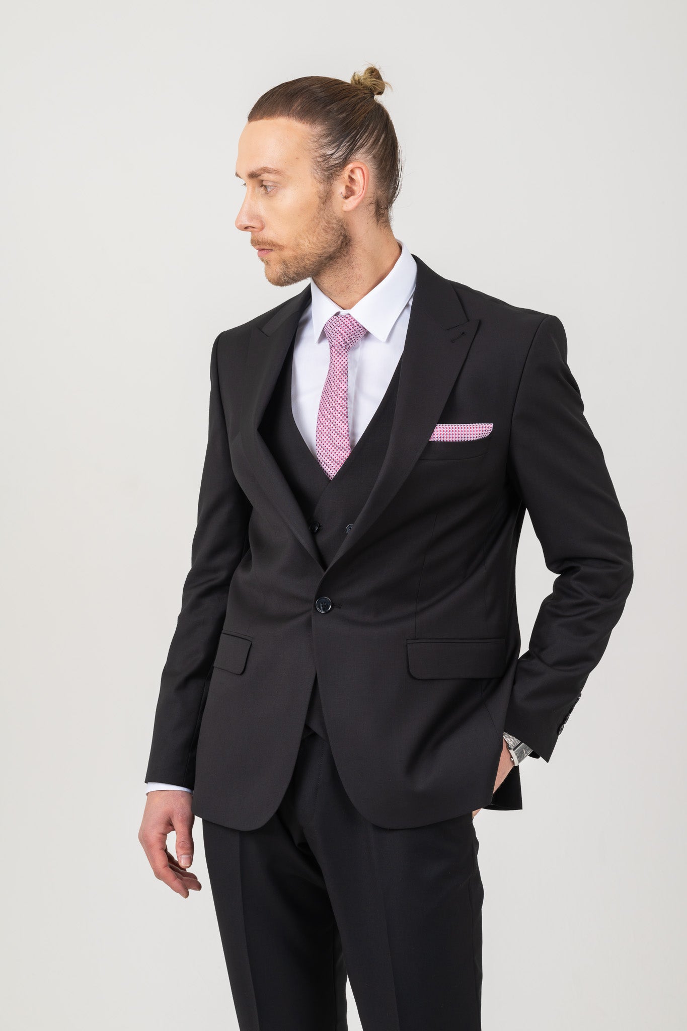 Classic-One-Button-Up-Suit