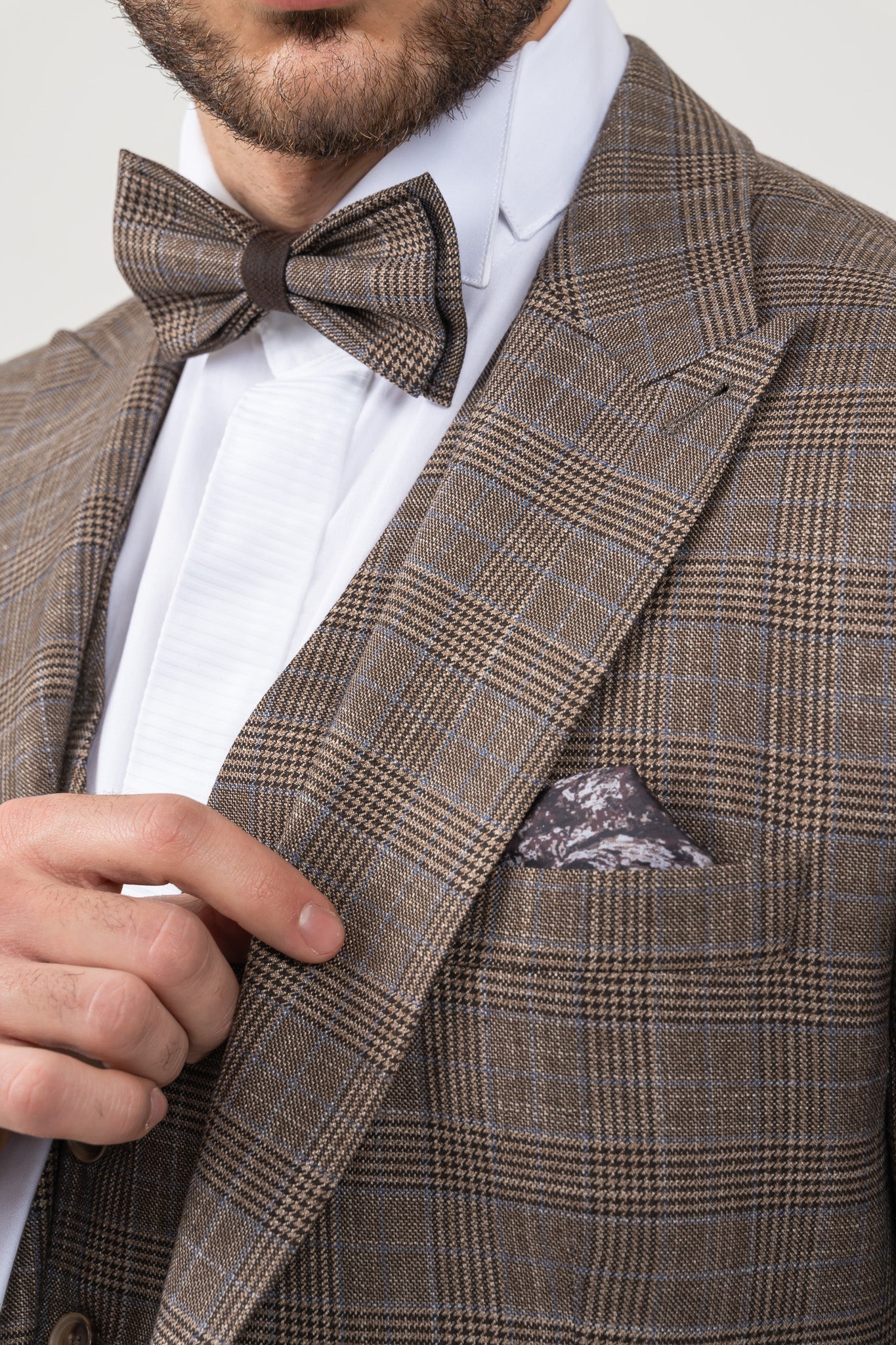 Single Breasted on a Dark Brown Suit