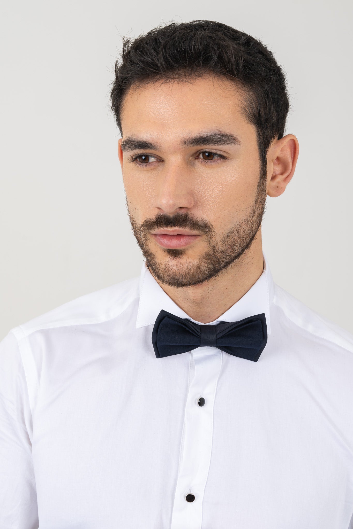 Stylish Wing Collar Shirt for Formal Attire, Ideal for Black-Tie Events and Tuxedos.
