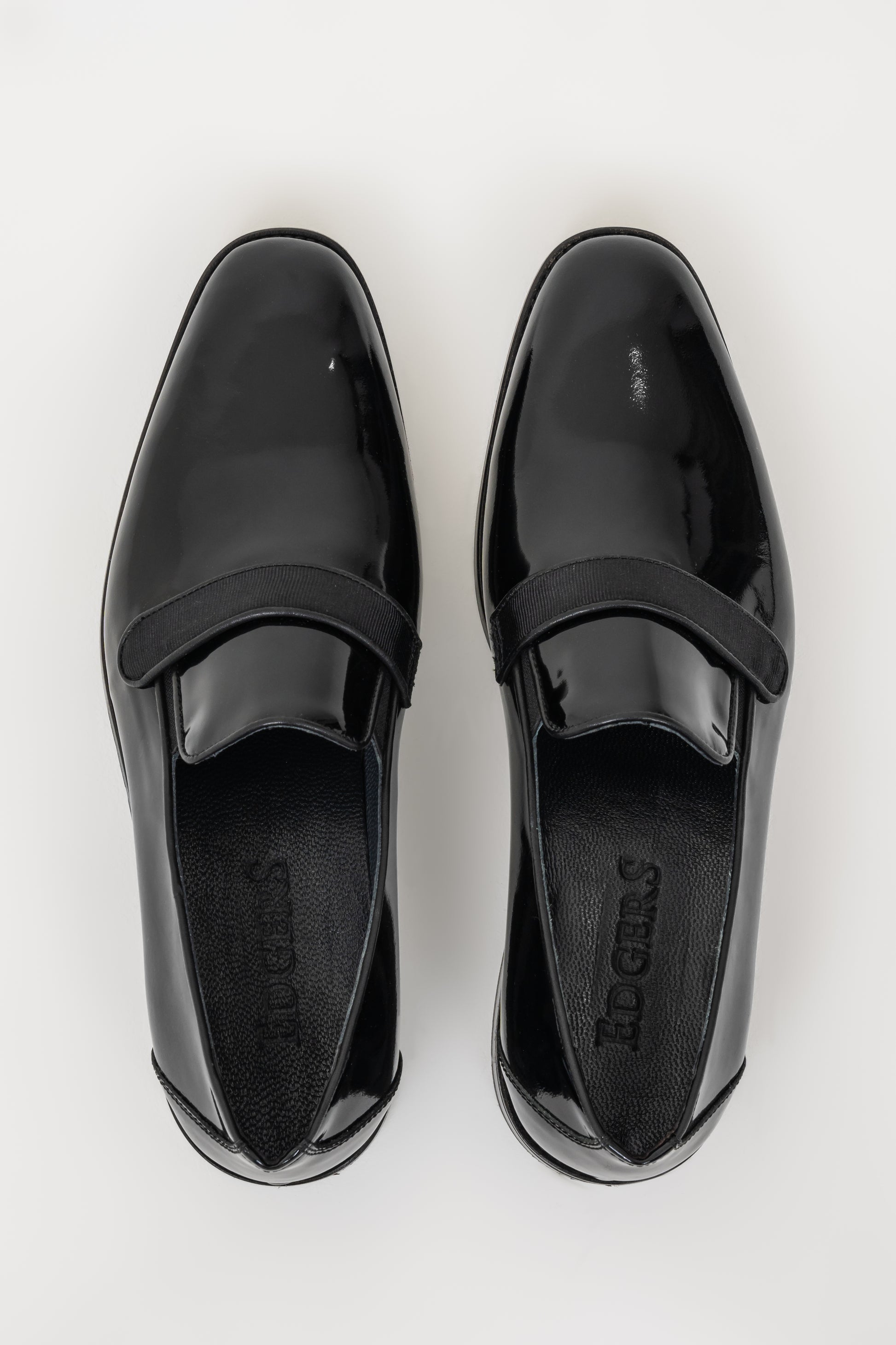 Shiny Black Formal Shoes for Men, Perfect for Any Elegant Occasion.