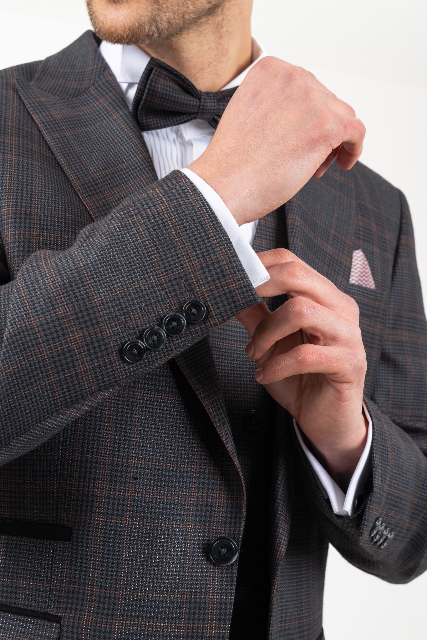 Classic One Button Up Design on a Men's Dark Brown Jacket.