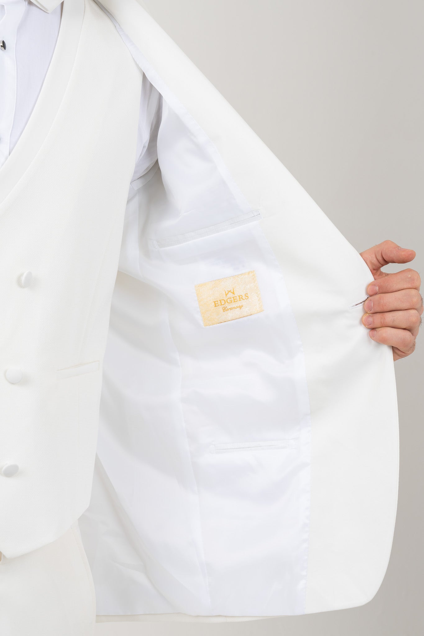 Top grooms men wedding suits in white.