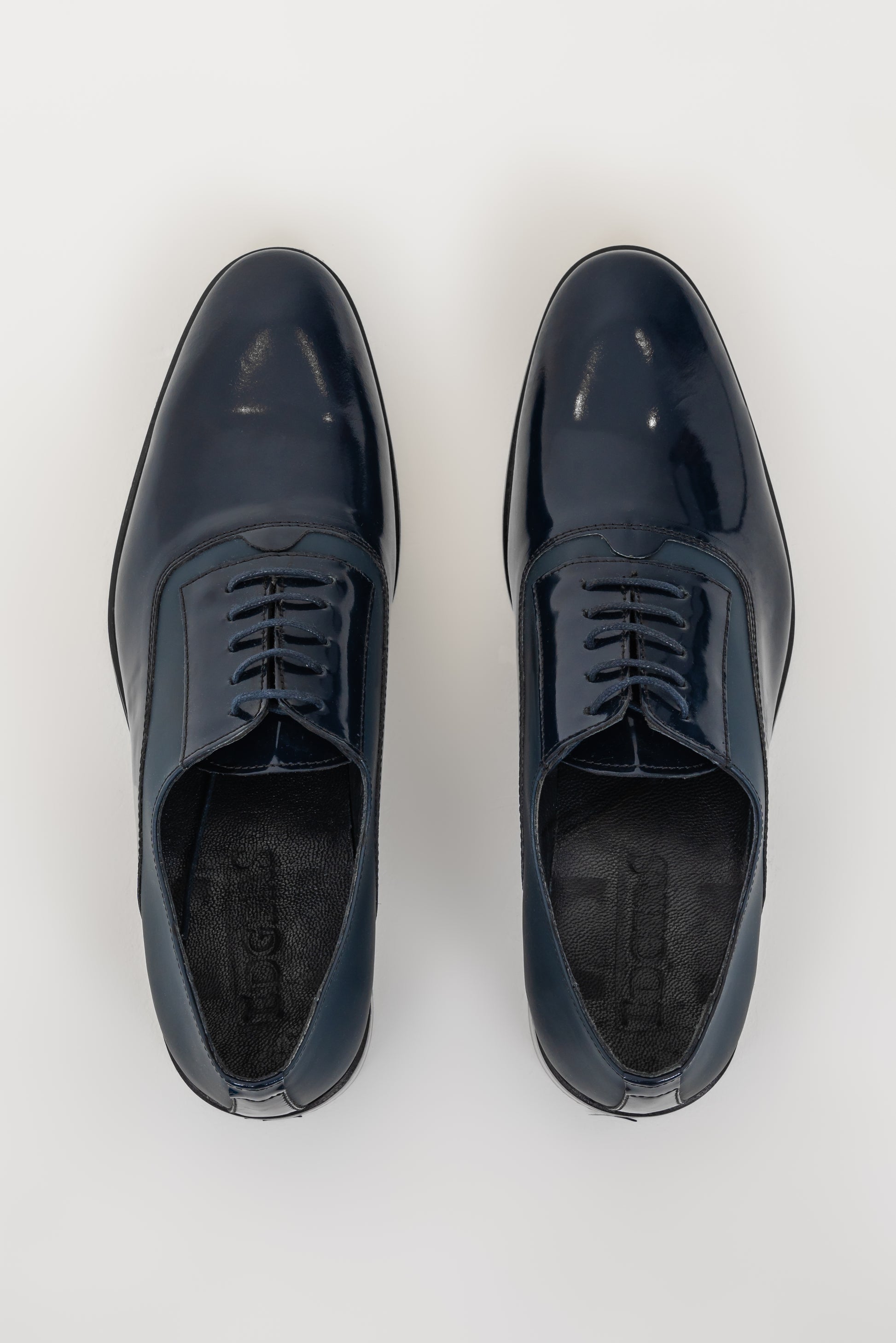 Unique Dress Shoes for Men Who Value Individuality and Style in Their Formal Attire.